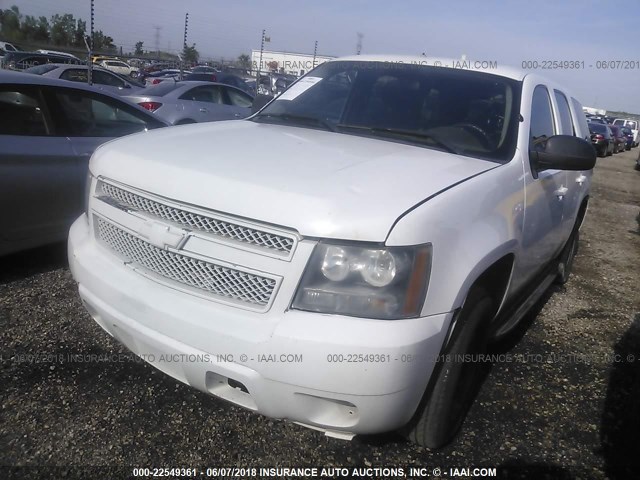 1GNMCAE0XAR246159 - 2010 CHEVROLET TAHOE C1500  LS WHITE photo 2