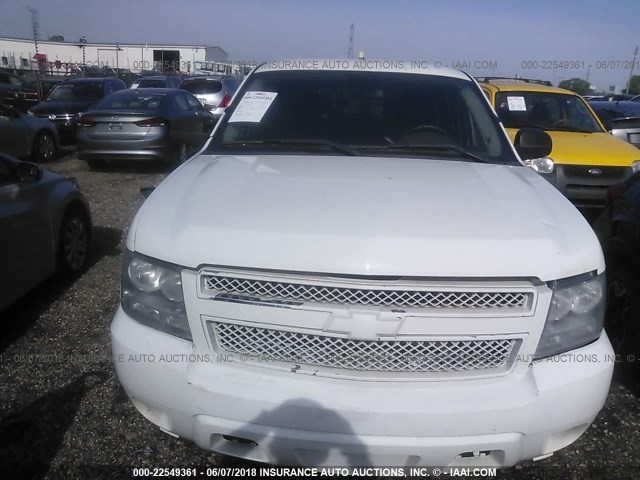 1GNMCAE0XAR246159 - 2010 CHEVROLET TAHOE C1500  LS WHITE photo 6