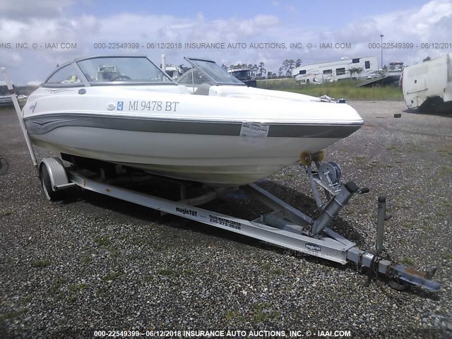 VCN15277B303 - 2003 CARAVELLE OTHER  白色 照片 1