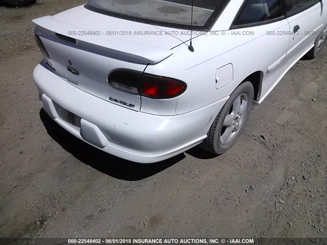 1G1JF12T3W7271188 - 1998 CHEVROLET CAVALIER Z24 WHITE photo 6