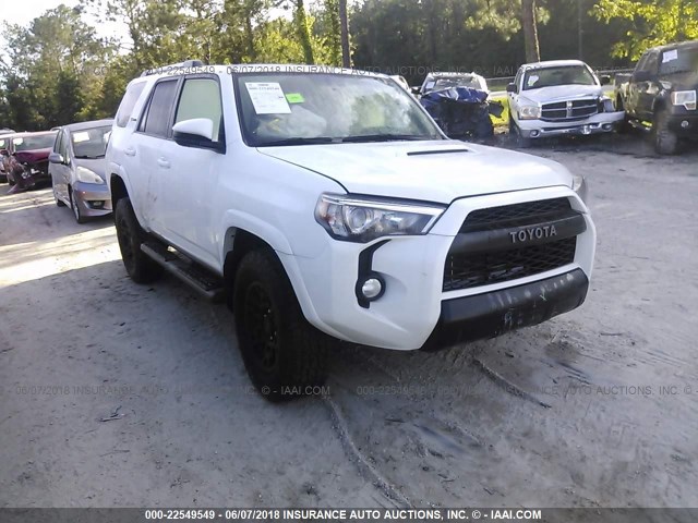 JTEBU5JR0G5354763 - 2016 TOYOTA 4RUNNER SR5 PREM/LTDL/TRAIL/TRD WHITE photo 1