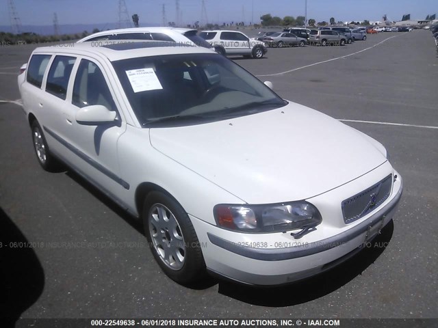 YV1SW58D321192095 - 2002 VOLVO V70 2.4T WHITE photo 1