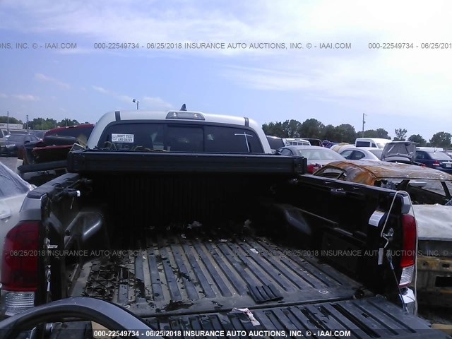 5TFCZ5AN8HX052912 - 2017 TOYOTA TACOMA DBL CAB/SR/TRDSPT/OR/PRO ვერცხლისფერი ფოტო 8