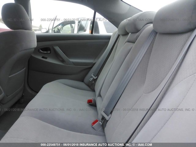 4T1BK46K07U054061 - 2007 TOYOTA CAMRY NEW GENERAT LE/XLE/SE SILVER photo 8