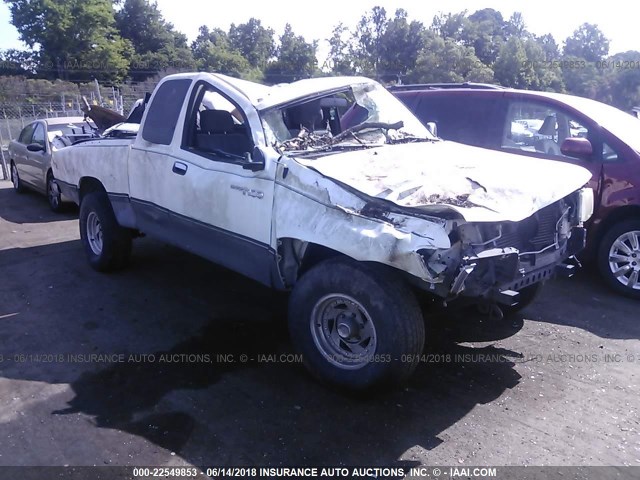 JT4VD22F8S0007692 - 1995 TOYOTA T100 XTRACAB SR5 WHITE photo 1