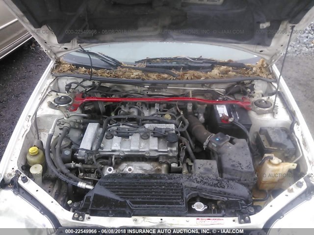 JM1BJ245421504801 - 2002 MAZDA PROTEGE PR5 白色 照片 10