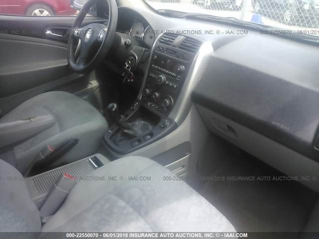 5GZCZ23D96S880401 - 2006 SATURN VUE GRAY photo 5
