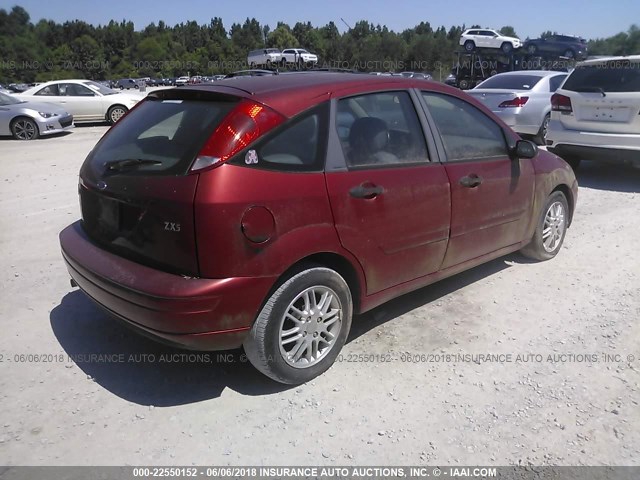 3FAFP37373R170650 - 2003 FORD FOCUS ZX5 RED photo 4