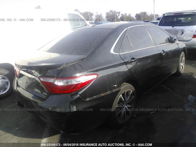 4T1BF1FKXFU018783 - 2015 TOYOTA CAMRY LE/XLE/SE/XSE 黑色 照片 4