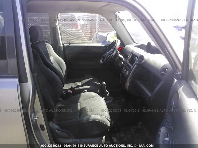 JTLKT334754004793 - 2005 TOYOTA SCION XB ვერცხლისფერი ფოტო 5