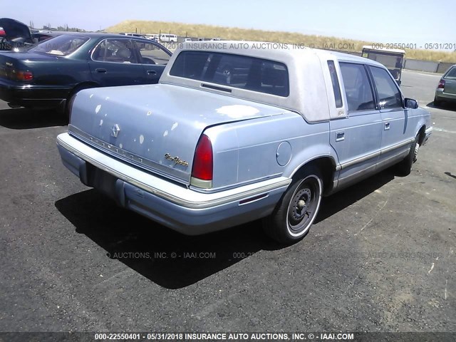 1C3XV66R5ND742553 - 1992 CHRYSLER NEW YORKER FIFTH AVENUE BLUE photo 4