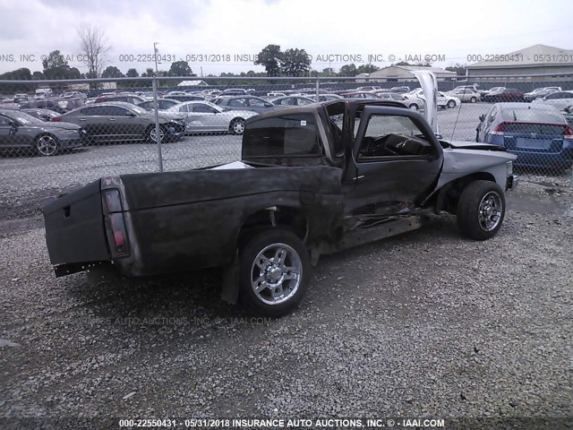 1N6SD16S0LC382414 - 1990 NISSAN D21 KING CAB BLACK photo 4