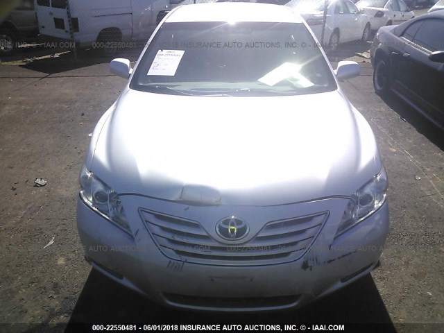 4T1BE46KX9U398930 - 2009 TOYOTA CAMRY SE/LE/XLE SILVER photo 6