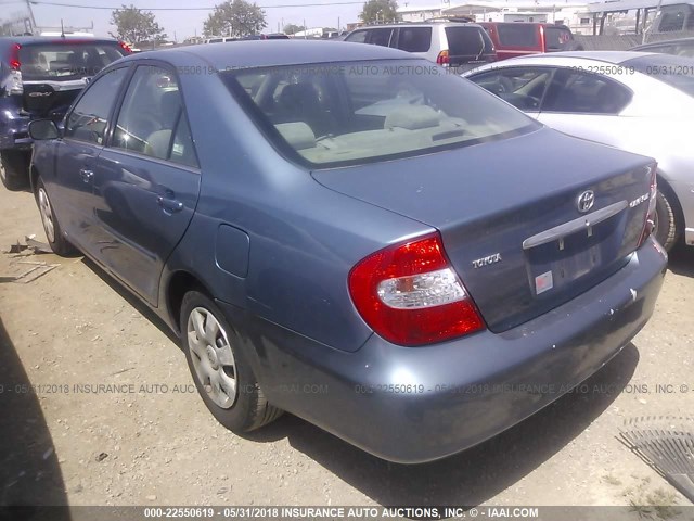 4T1BE32K44U888322 - 2004 TOYOTA CAMRY LE/XLE/SE ლურჯი ფოტო 3