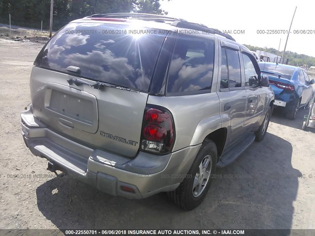 1GNDT13S632172285 - 2003 CHEVROLET TRAILBLAZER  GOLD photo 4