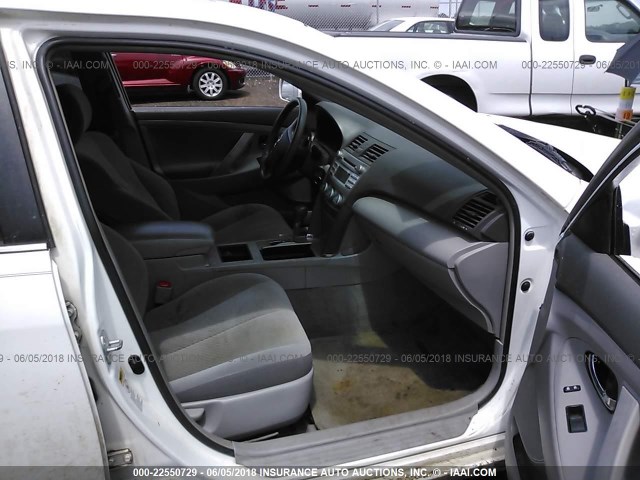 4T1BE46K99U830584 - 2009 TOYOTA CAMRY SE/LE/XLE 白色 照片 5