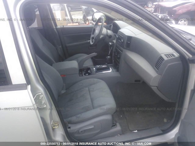 1J4GS48K86C180576 - 2006 JEEP GRAND CHEROKEE LAREDO/COLUMBIA/FREEDOM 银色 照片 5