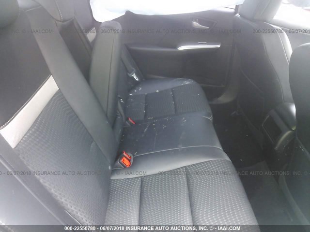 4T1BF1FKXCU617999 - 2012 TOYOTA CAMRY SE/LE/XLE თეთრი ფოტო 8