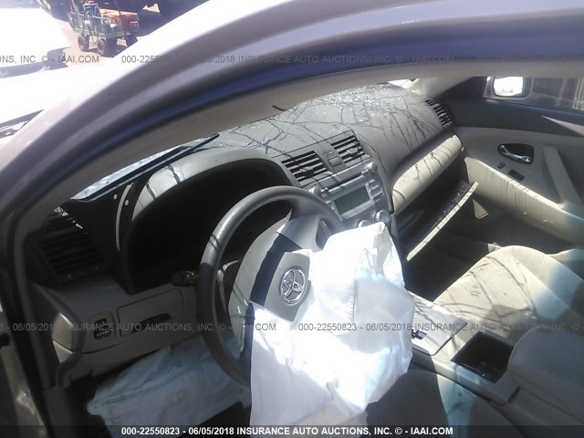 4T1BE46K99U859325 - 2009 TOYOTA CAMRY SE/LE/XLE GOLD photo 5