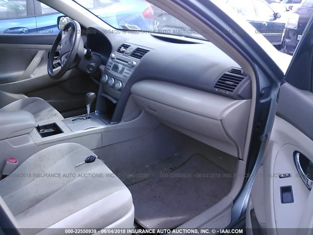 4T1BE46K09U831235 - 2009 TOYOTA CAMRY SE/LE/XLE 绿色 照片 5