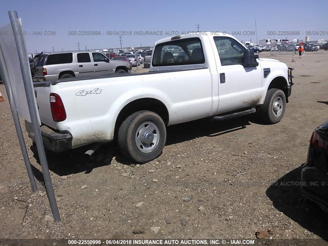 1FTNF21568EE20757 - 2008 FORD F250 SUPER DUTY WHITE photo 4
