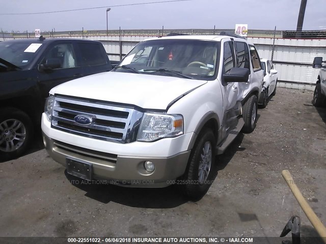 1FMJU1H52BEF46430 - 2011 FORD EXPEDITION XLT/KING RANCH WHITE photo 2