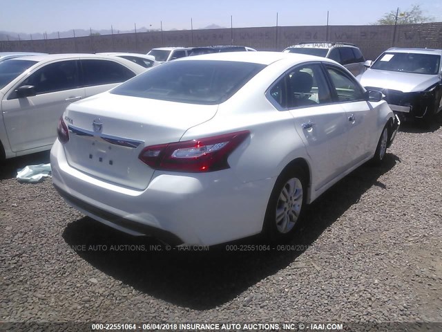 1N4AL3AP5GC172774 - 2016 NISSAN ALTIMA 2.5/S/SV/SL/SR WHITE photo 4