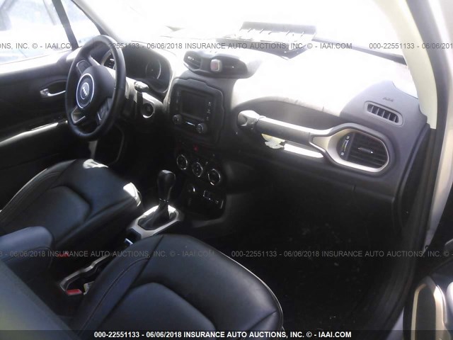 ZACCJBDT9GPD22960 - 2016 JEEP RENEGADE LIMITED SILVER photo 5