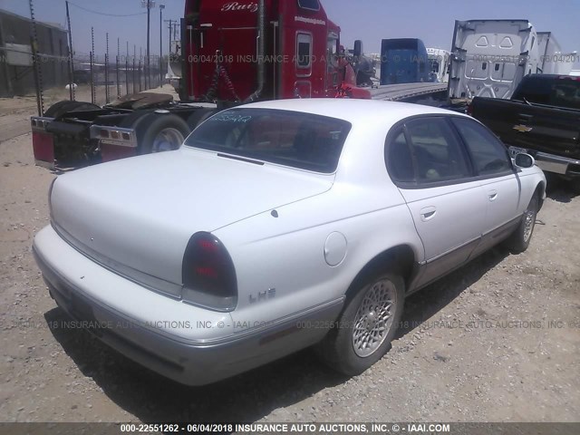 2C3ED56F3RH670061 - 1994 CHRYSLER LHS WHITE photo 4