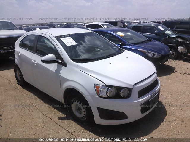 1G1JA5SH2D4165007 - 2013 CHEVROLET SONIC LS 白色 照片 1