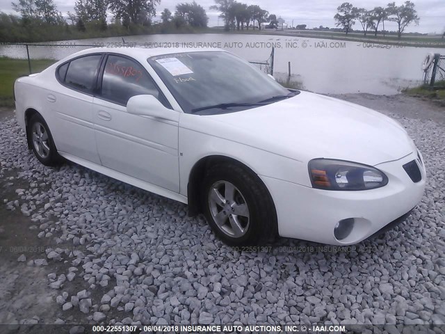 2G2WP552081167069 - 2008 PONTIAC GRAND PRIX WHITE photo 1
