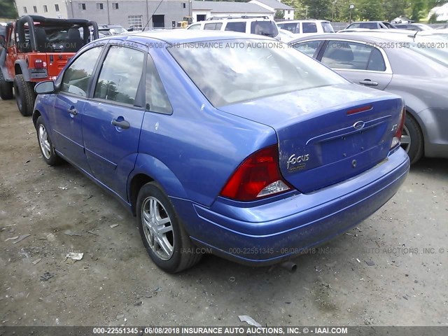 1FAFP38Z74W136581 - 2004 FORD FOCUS ZTS BLUE photo 3