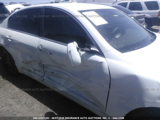 KMHGC4DE7AU086691 - 2010 HYUNDAI GENESIS 3.8L WHITE photo 6