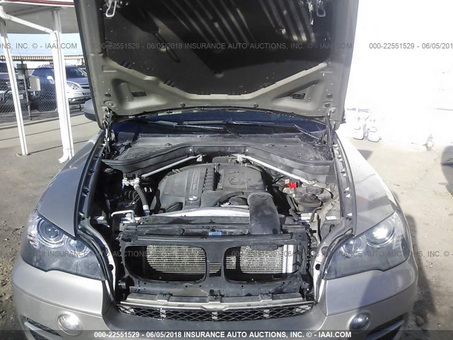 5UXZV4C5XBL739352 - 2011 BMW X5 XDRIVE35I GOLD photo 10