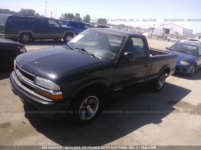 1GCCS14541K173254 - 2001 CHEVROLET S TRUCK S10 BLACK photo 2