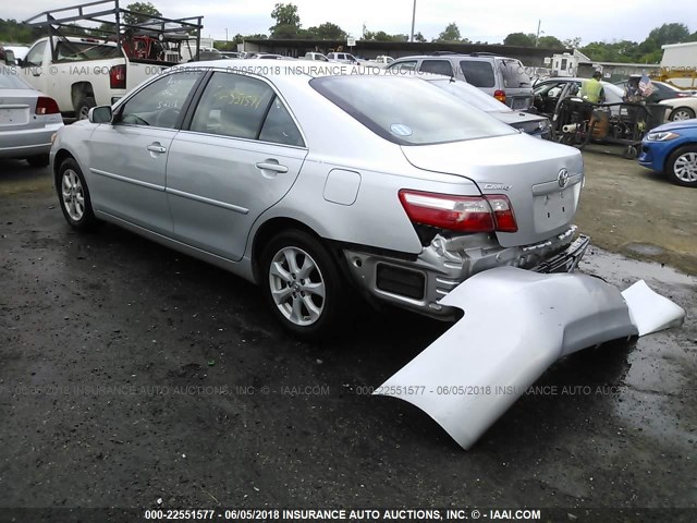 4T1BE46K97U129427 - 2007 TOYOTA CAMRY NEW GENERAT CE/LE/XLE/SE SILVER photo 3