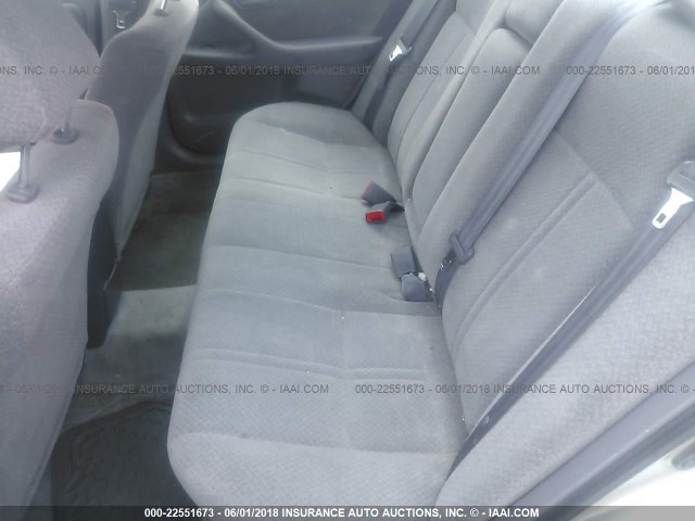 JT2BF22K310322546 - 2001 TOYOTA CAMRY CE/LE/XLE SILVER photo 8