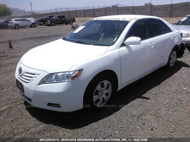 4T4BE46K78R040267 - 2008 TOYOTA CAMRY CE/LE/XLE/SE WHITE photo 2