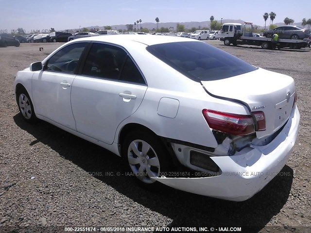 4T4BE46K78R040267 - 2008 TOYOTA CAMRY CE/LE/XLE/SE WHITE photo 3