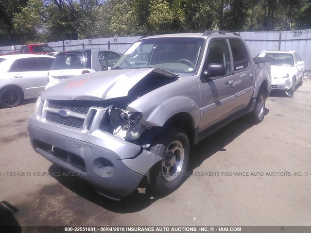 1FMZU67K74UB93392 - 2004 FORD EXPLORER SPORT TR  SILVER photo 2