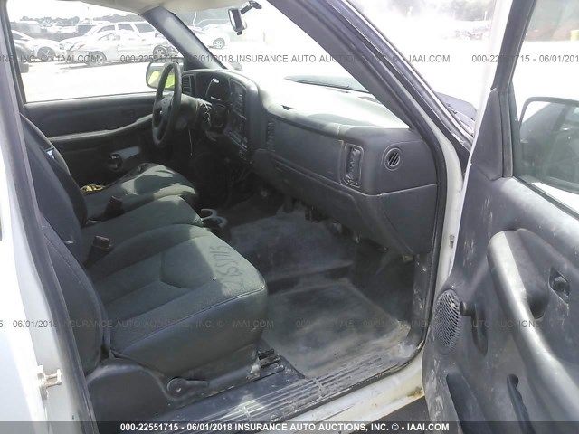 1GCEC14V97Z121043 - 2007 CHEVROLET SILVERADO C1500 CLASSIC WHITE photo 5