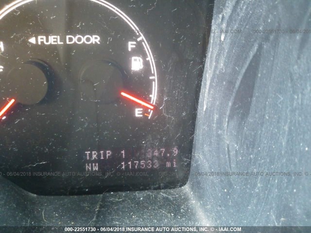 5LMFU28565LJ24492 - 2005 LINCOLN NAVIGATOR BLACK photo 7