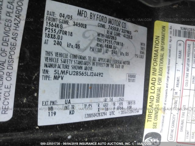 5LMFU28565LJ24492 - 2005 LINCOLN NAVIGATOR BLACK photo 9