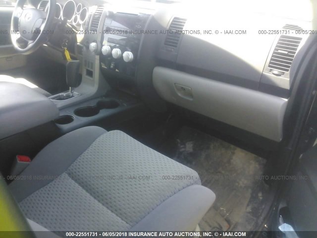 5TFUY5F14CX261683 - 2012 TOYOTA TUNDRA DOUBLE CAB SR5 BLACK photo 5