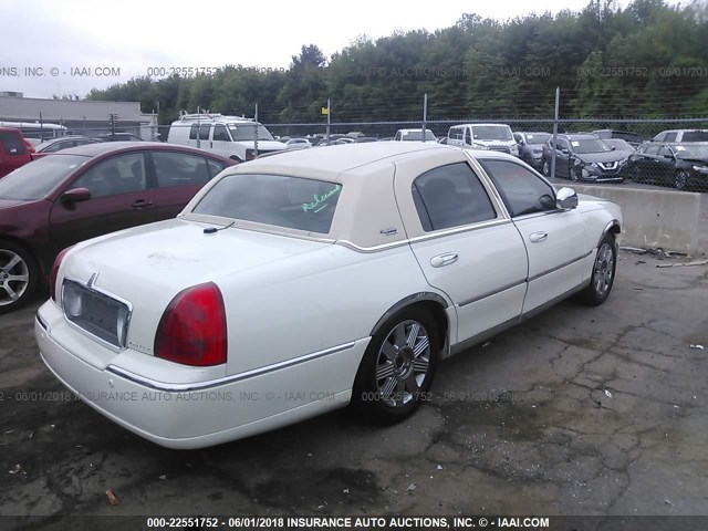 1LNHM82W85Y651369 - 2005 LINCOLN TOWN CAR SIGNATURE LIMITED WHITE photo 4