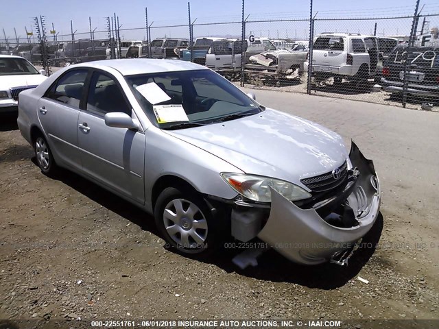 4T1BE32K43U195734 - 2003 TOYOTA CAMRY LE/XLE/SE ვერცხლისფერი ფოტო 1