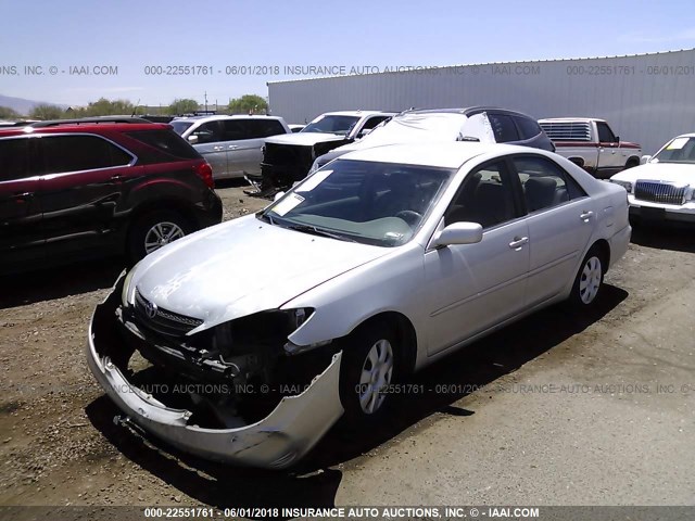 4T1BE32K43U195734 - 2003 TOYOTA CAMRY LE/XLE/SE ვერცხლისფერი ფოტო 2