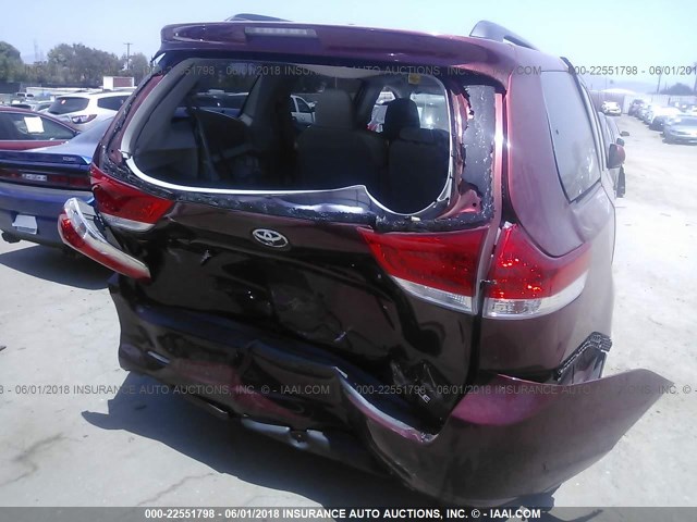 5TDKK3DC5BS032810 - 2011 TOYOTA SIENNA LE RED photo 6