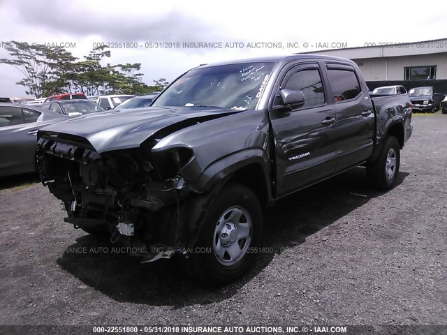 3TMCZ5AN7GM040061 - 2016 TOYOTA TACOMA DBL CAB/SR/SR5/TRD SPT/OR GRAY photo 2