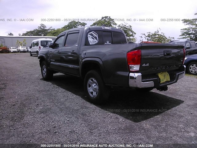 3TMCZ5AN7GM040061 - 2016 TOYOTA TACOMA DBL CAB/SR/SR5/TRD SPT/OR GRAY photo 3